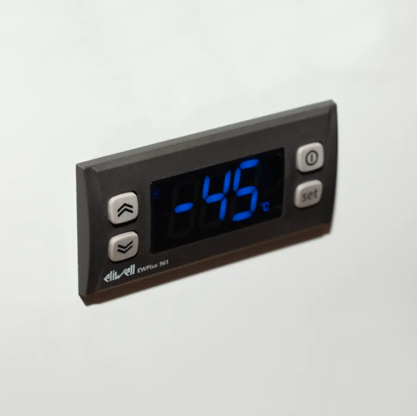 Ларь морозильный с глухой крышкой лабораторный Tefcold SE40-45 fedosline